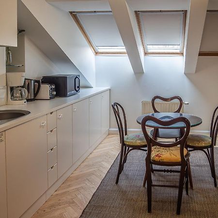 Crystal Suites Old Town Краків Екстер'єр фото